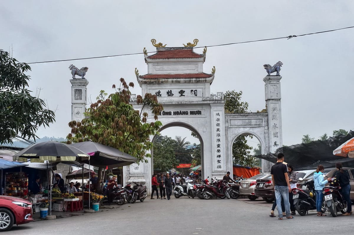 Đền thờ của mười vị vua ở đâu?