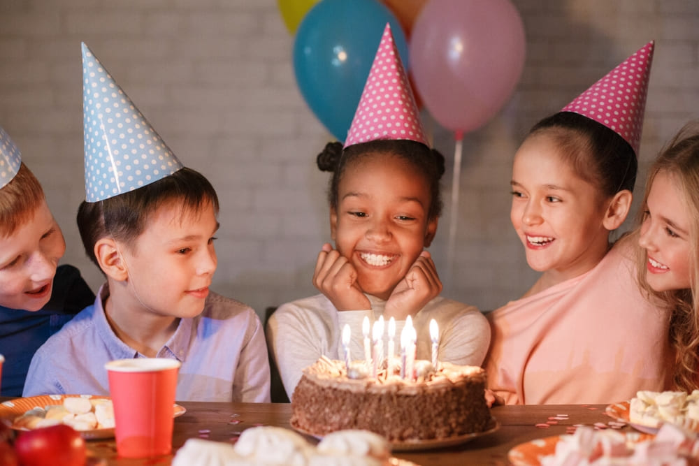 11 ý tưởng tổ chức sinh nhật cho bé vừa vui vừa ngập tràn ý nghĩa - Vua Nệm