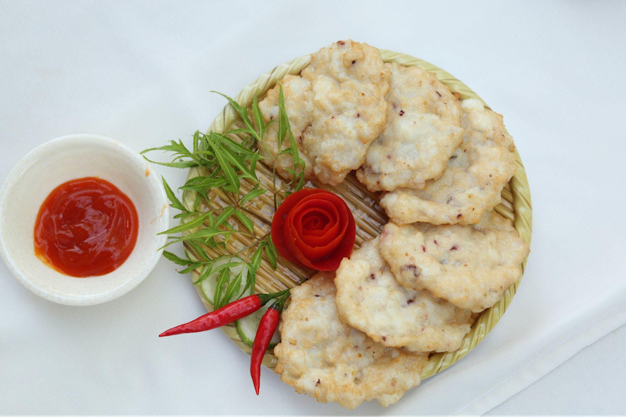 Chả mực Hạ Long tươi, dẻo và rất đậm đà