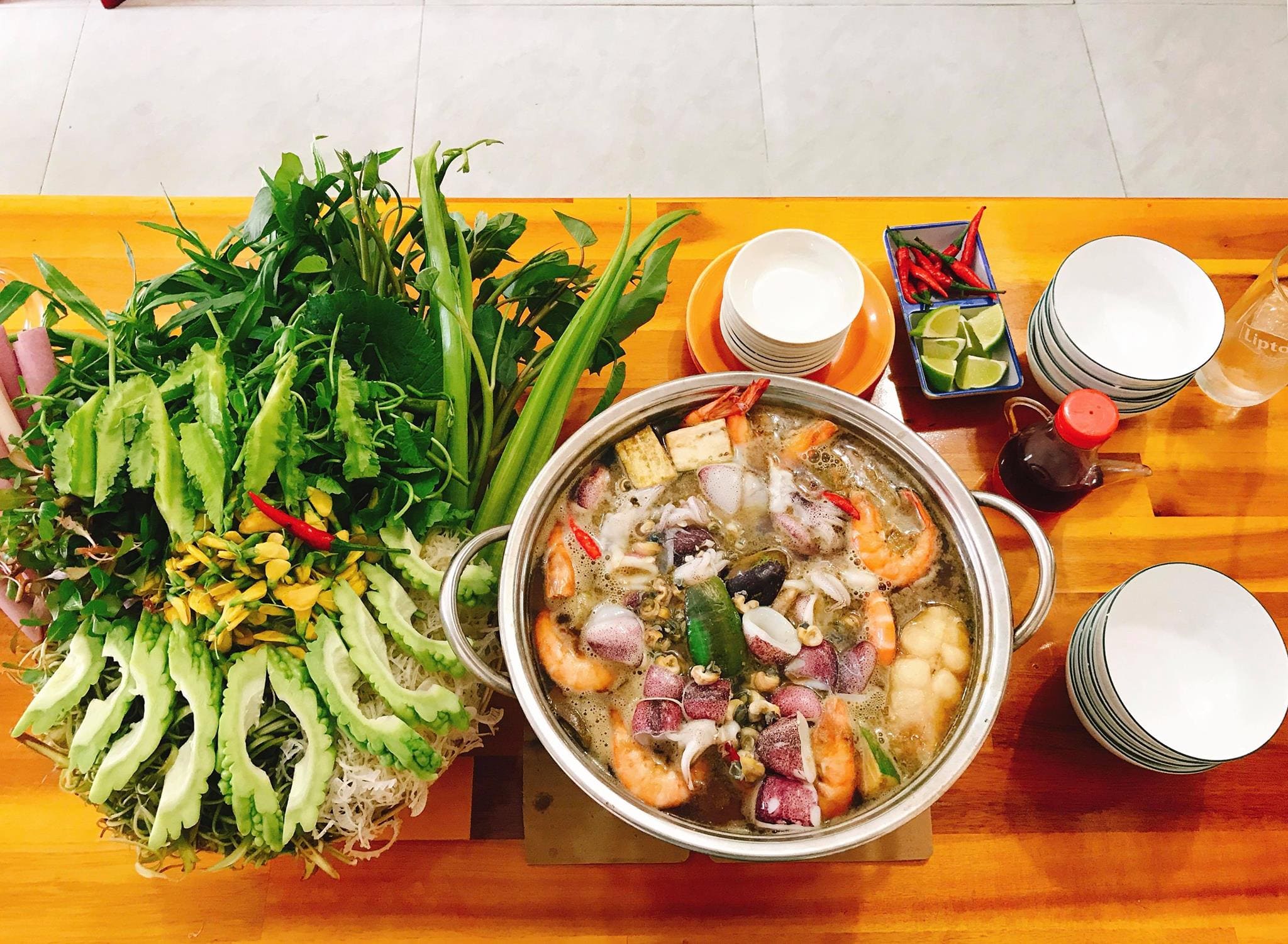 Lẩu Mắm Long Xuyên