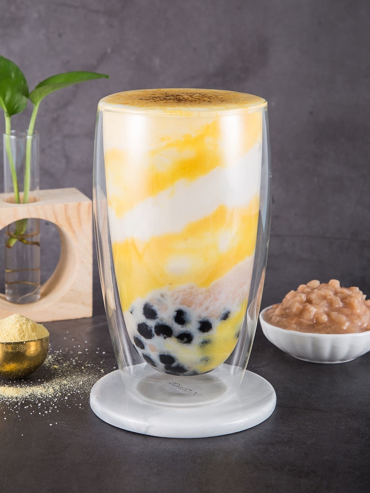 Ly trà sữa oolong kem trứng