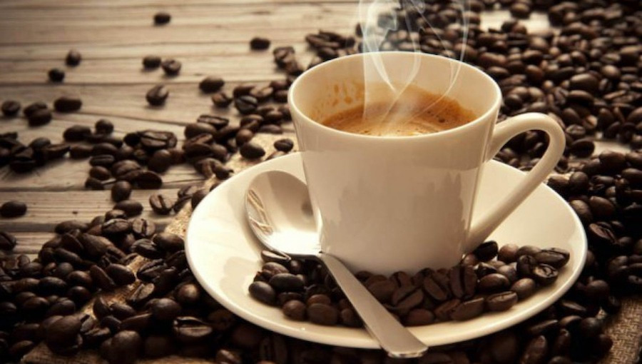 Một tách espresso thơm ngon mời bạn tận dụng!