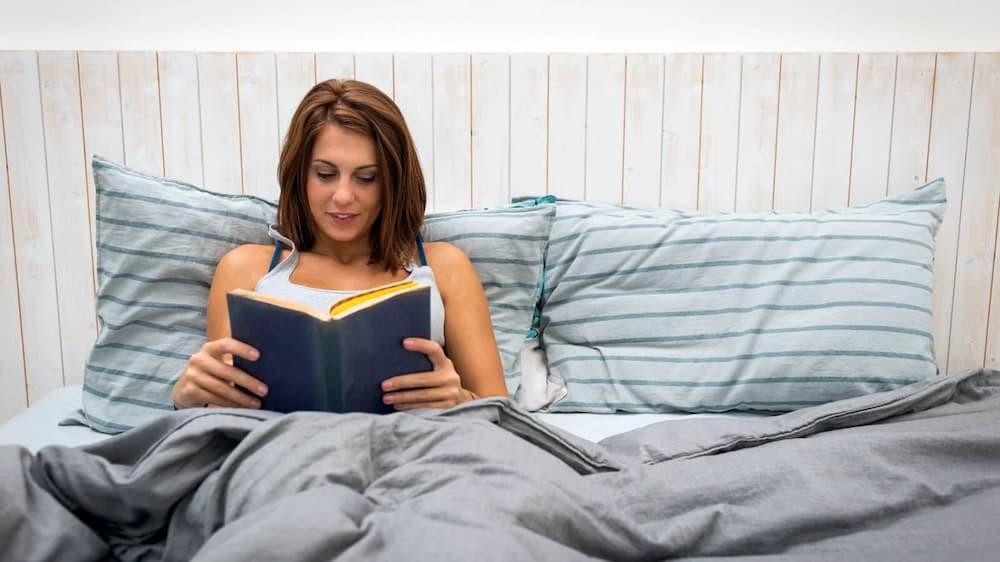 Đọc sách là cách giúp bạn nhanh buồn ngủ