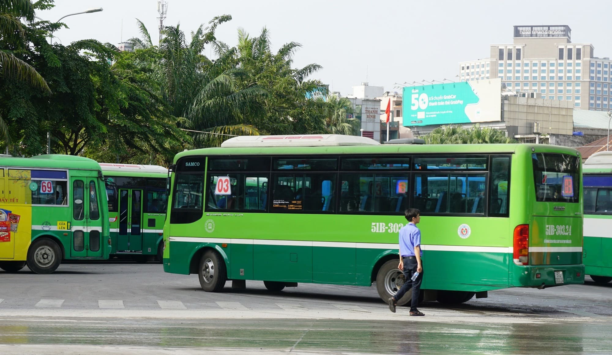 xe bus đi bến xe chợ lớn