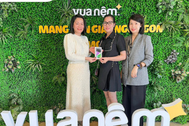 Vua Nệm & VNPay: Chúc mừng khách hàng trúng Iphone 14 và Apple Watch