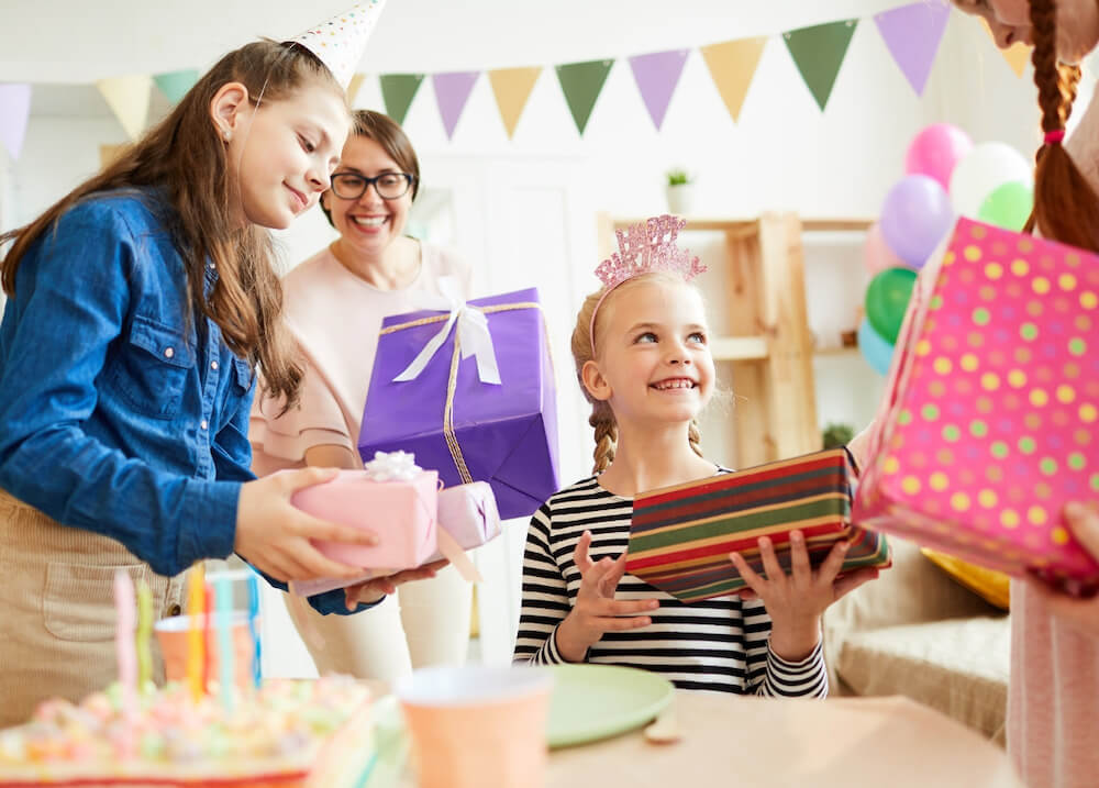 Top 5 món quà sinh nhật cho bé yêu từ 36 tuổi cha mẹ cần biết